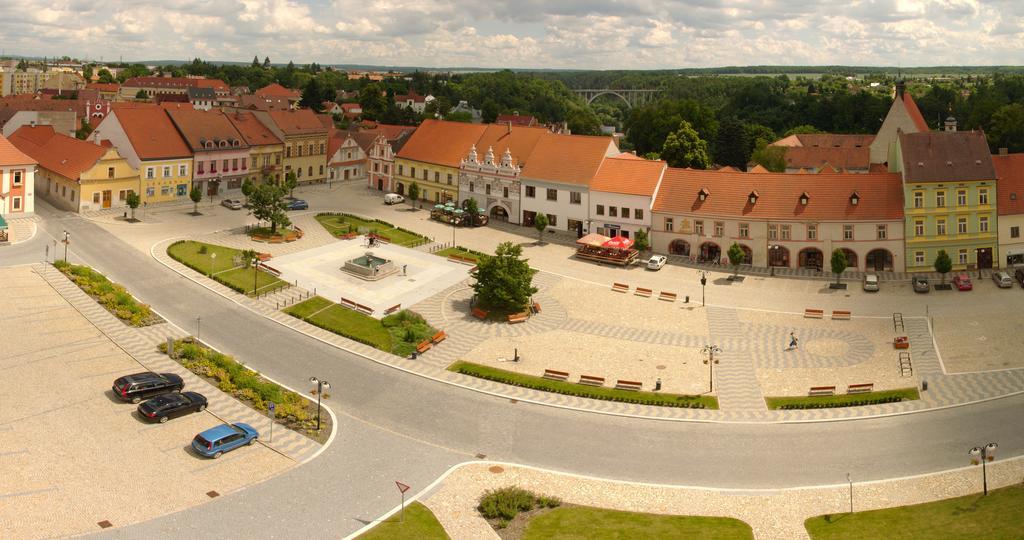 Pstrossova Vila - U Klasterni Zahrady Bechyně 外观 照片